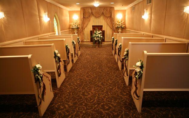 Classic Las Vegas wedding chapel