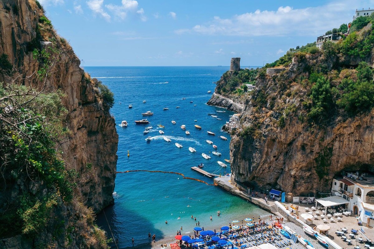 La Praia Bay viewpoint