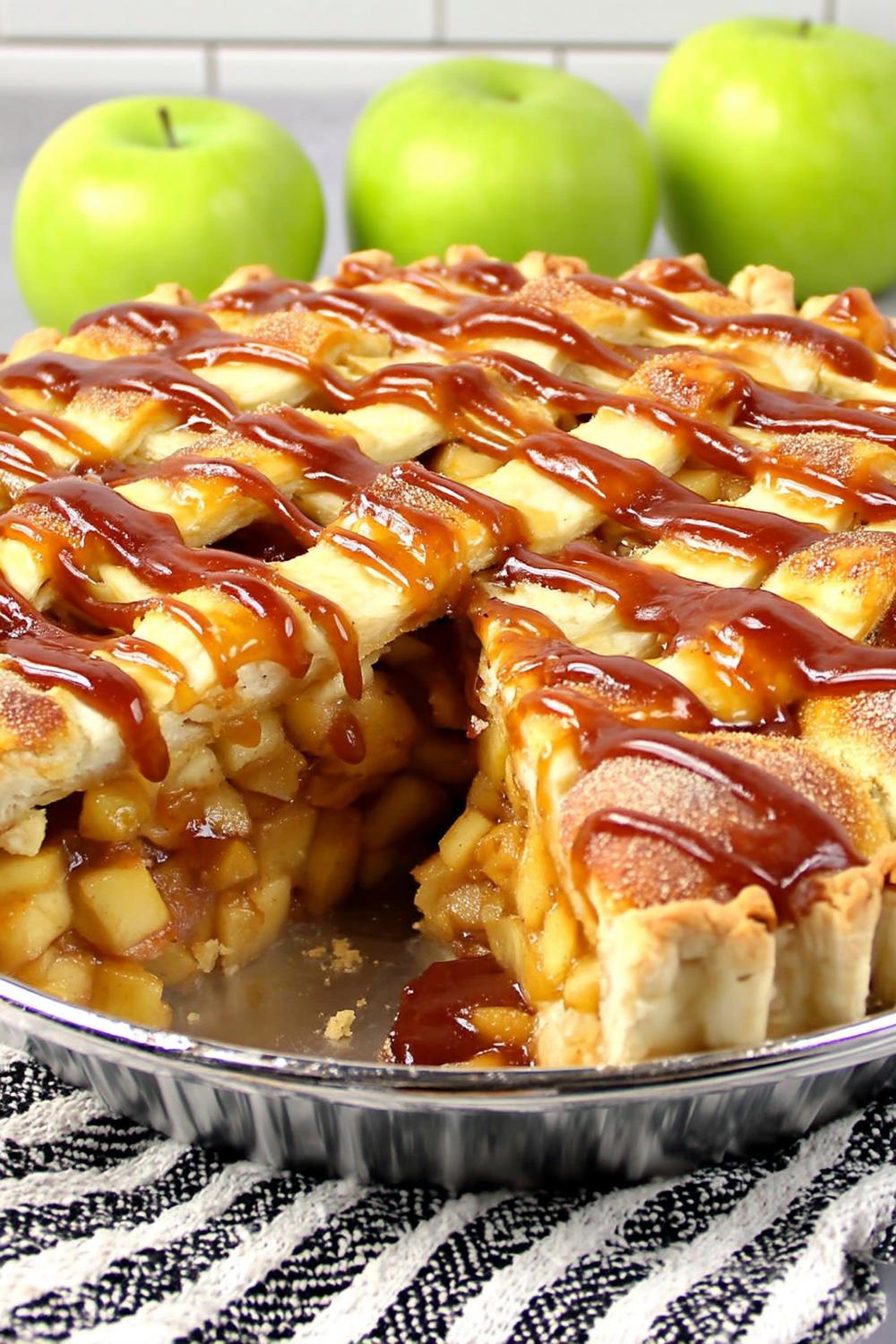 Caramel Apple Cheesecake Bars