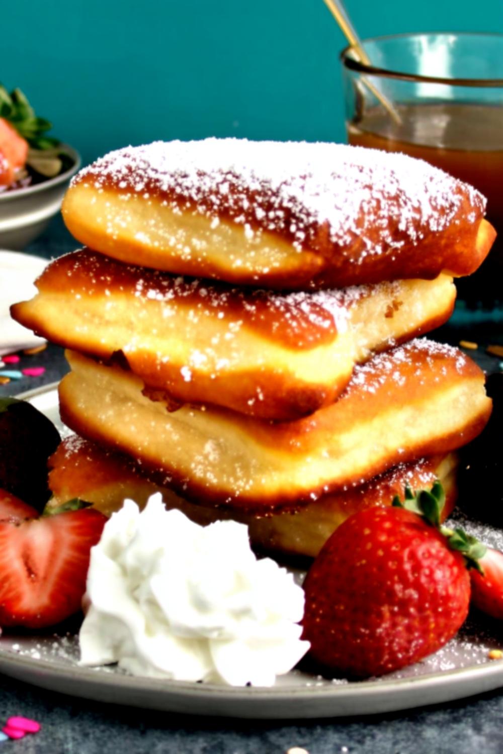 Fluffy Strawberry Pancakes