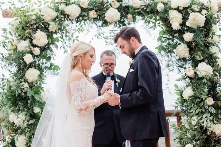 Wedding Vow Ideas and Inspiration for Your Big Day