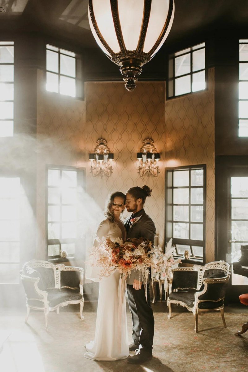Vintage wedding photography couple